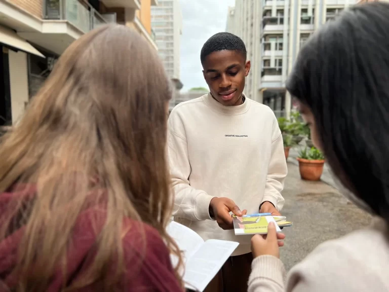 youth spreading the gospel in Rome